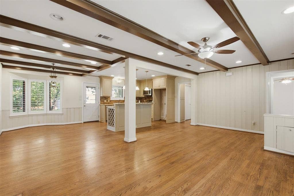 6445 Glennox Lane, Dallas, TX 75214 6445 Glennox Lane, Dallas, TX 75214