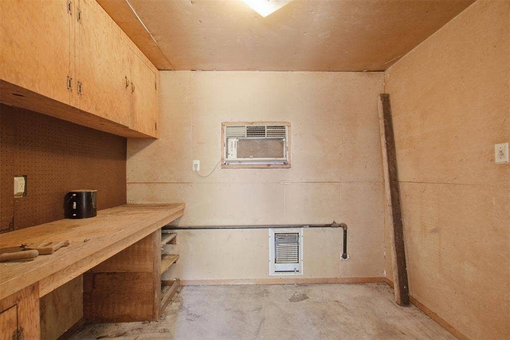 6445 Glennox Lane, Dallas, TX 75214 6445 Glennox Lane, Dallas, TX 75214