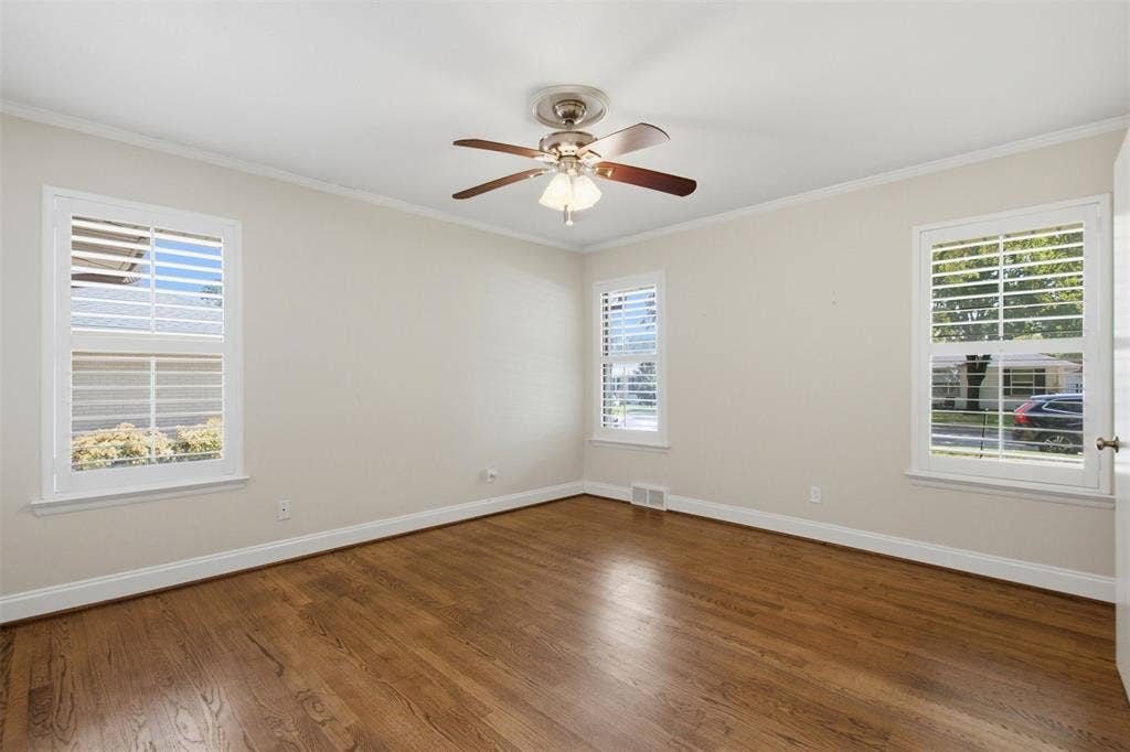 6445 Glennox Lane, Dallas, TX 75214 6445 Glennox Lane, Dallas, TX 75214