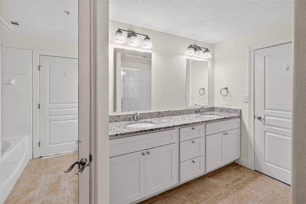 330 Las Colinas Boulevard E, #466, Irving, TX 75039