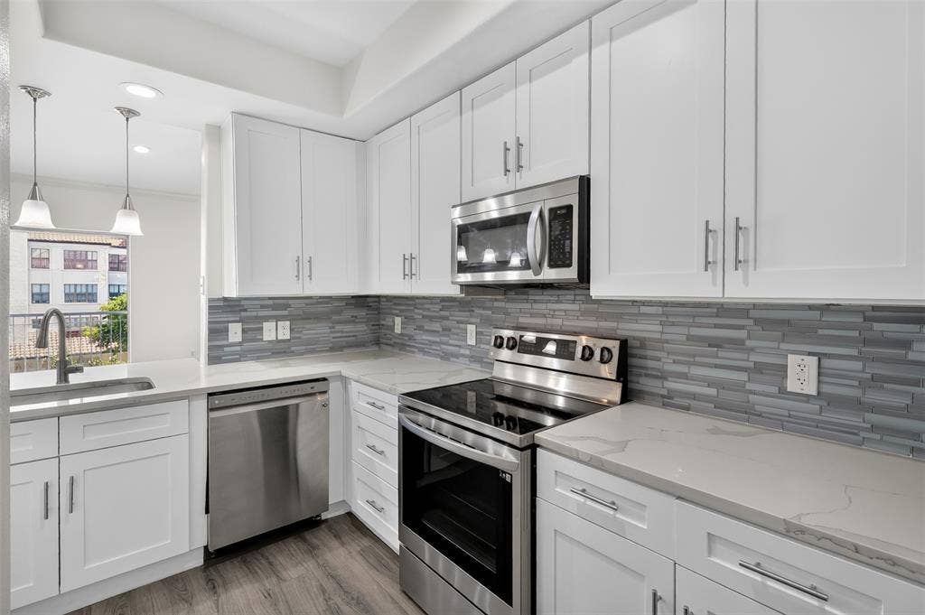 330 Las Colinas Boulevard E, #466, Irving, TX 75039
