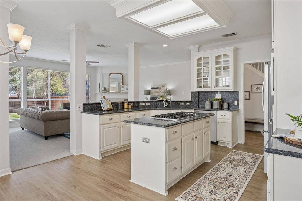4424 Courtney Lane, Richardson, TX 75082 4424 Courtney Lane, Richardson, TX 75082