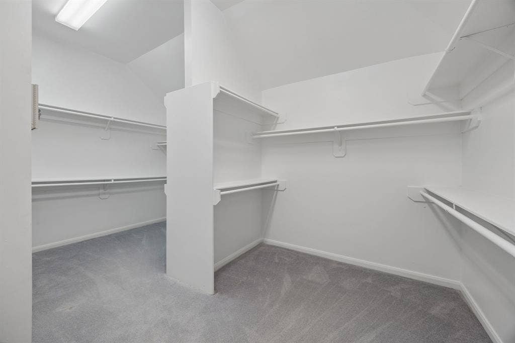 4424 Courtney Lane, Richardson, TX 75082 HUGE walk-in closet off the primary bath
