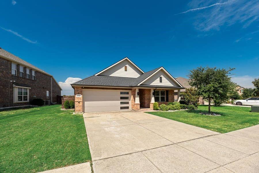Property photo for 12009 Fairbanks Court, Frisco, TX