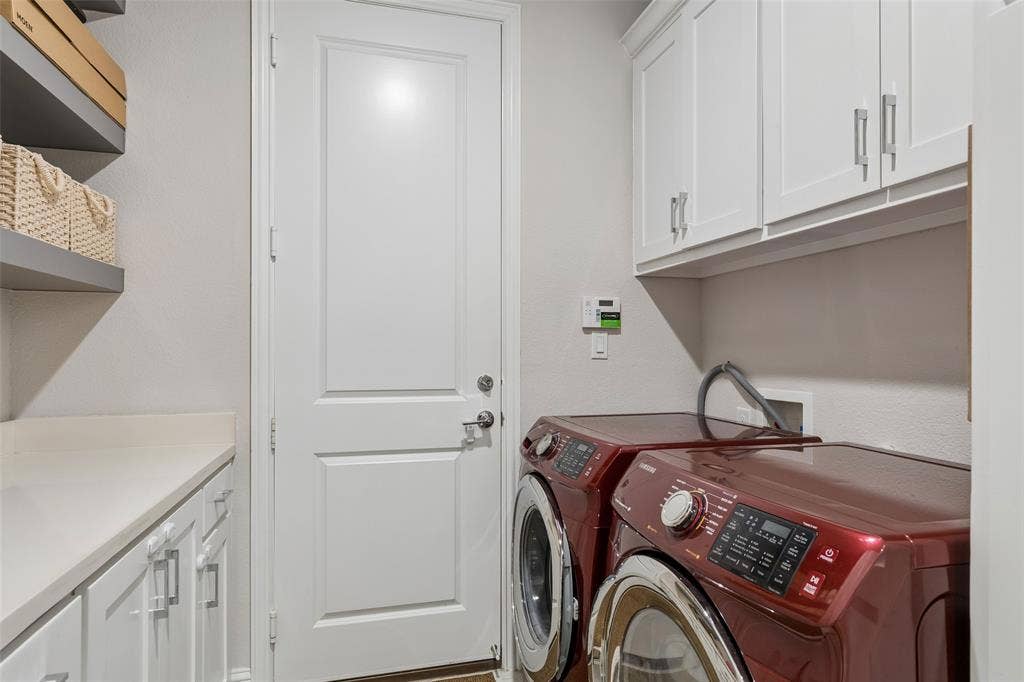 2309 Leslie Lane, McKinney, TX 75072 2309 Leslie Lane, McKinney, TX 75072