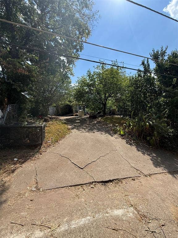 5515 Glen Forest Lane, Dallas, TX 75241 5515 Glen Forest Lane, Dallas, TX 75241