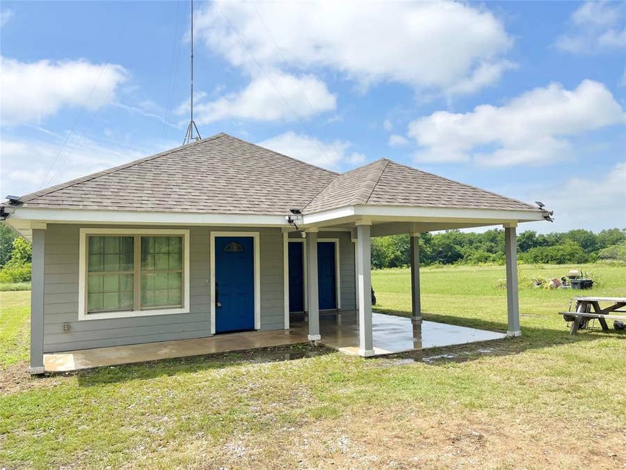 Property photo for 1581 County Road 1079, Greenville, TX