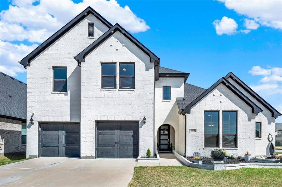 Property photo for 915 Blueberry Way, Northlake, TX