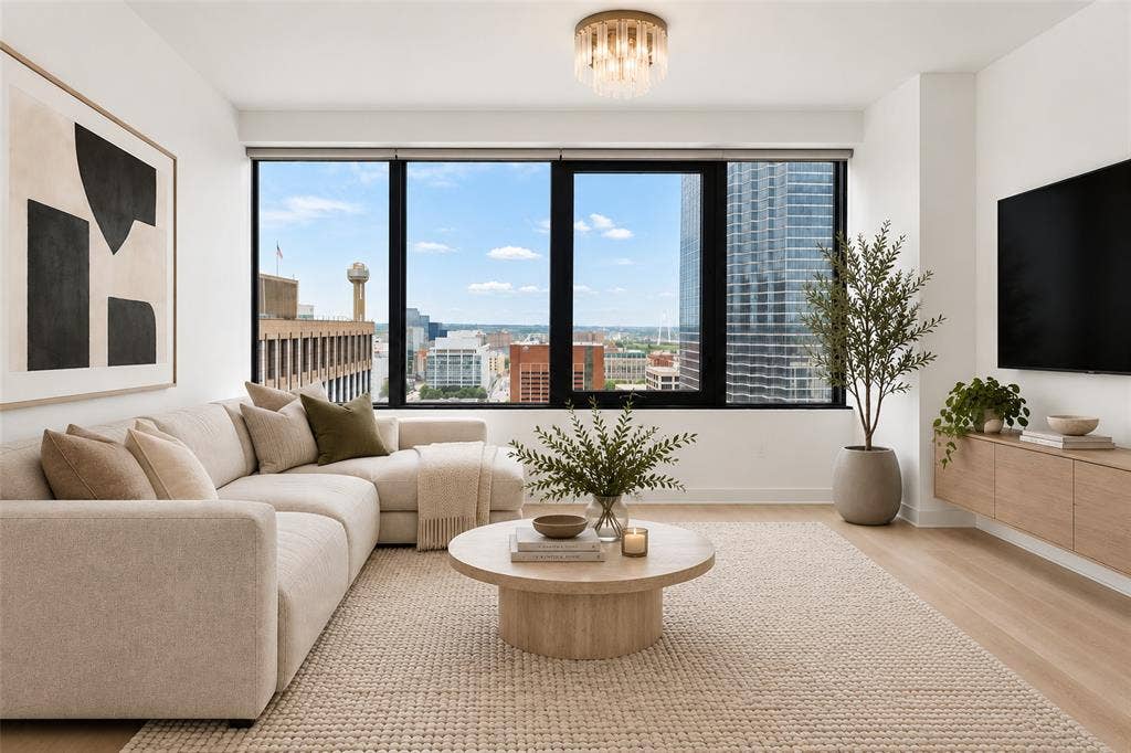 1200 Main Street, #1802, Dallas, TX 75202 1200 Main Street, #1802, Dallas, TX 75202
