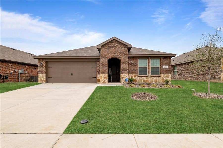 Property photo for 113 Clason Road, Royse City, TX