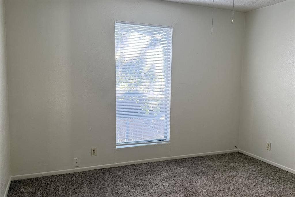 1913 Kingswood Court, Denton, TX 76205 1913 Kingswood Court, Denton, TX 76205