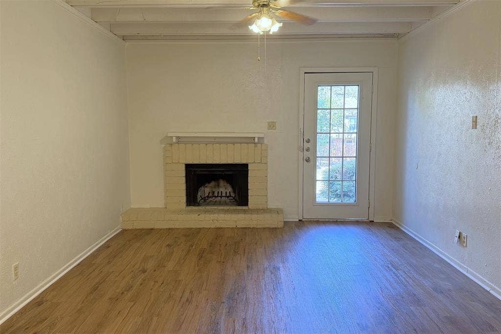 1913 Kingswood Court, Denton, TX 76205 1913 Kingswood Court, Denton, TX 76205