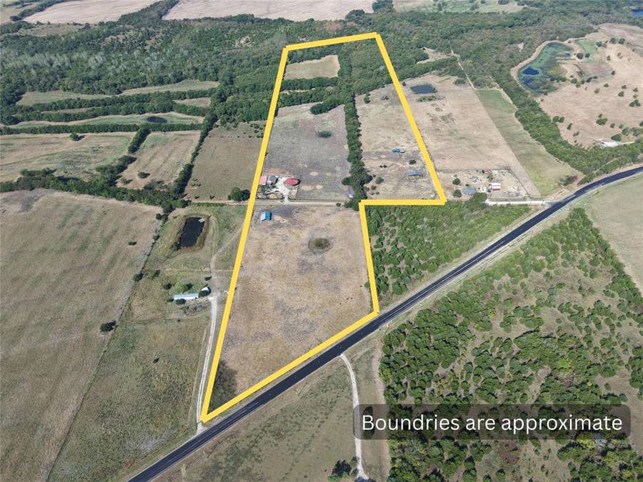 Property photo for 7580 County Road 4807, Ladonia, TX