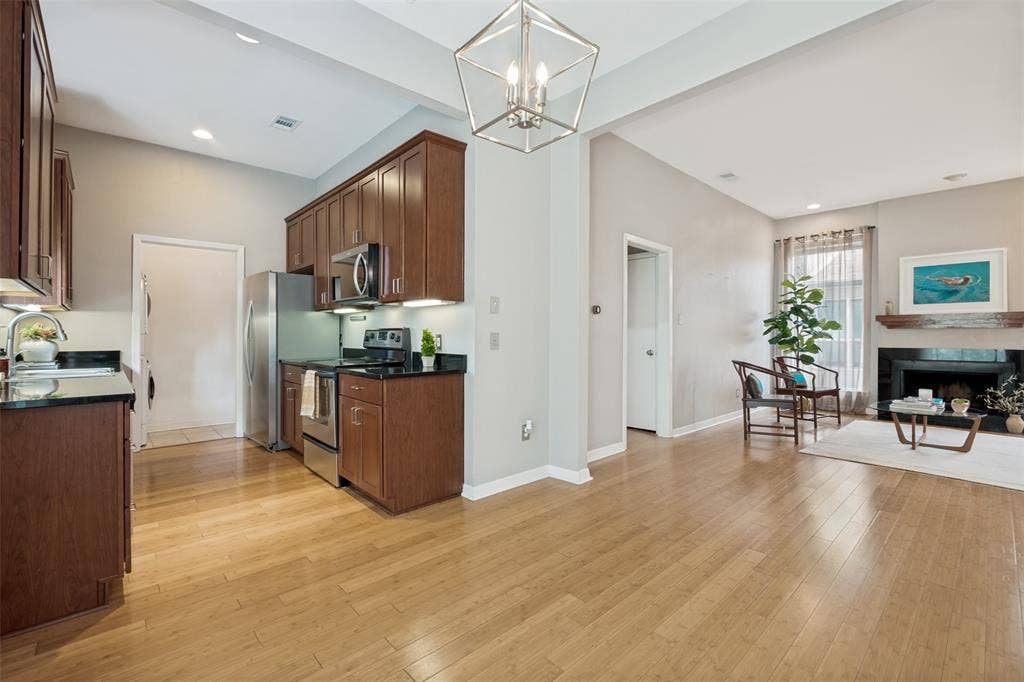 4031 Holland Avenue, #G, Dallas, TX 75219