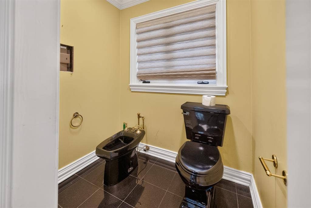 702 Mulberry Drive, Athens, TX 75751 Additional content