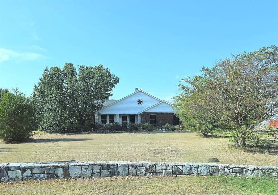Property photo for 5646 Southfork Drive W, Royse City, TX