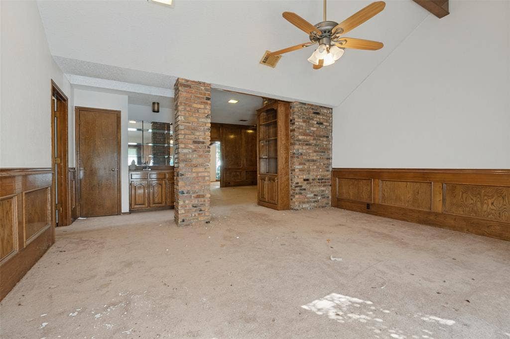 1901 Wedgewood Drive, Grand Prairie, TX 75050 1901 Wedgewood Drive, Grand Prairie, TX 75050