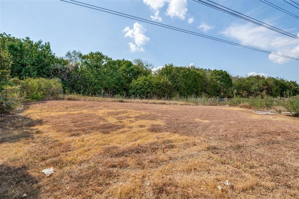 1901 Wedgewood Drive, Grand Prairie, TX 75050 Additional content