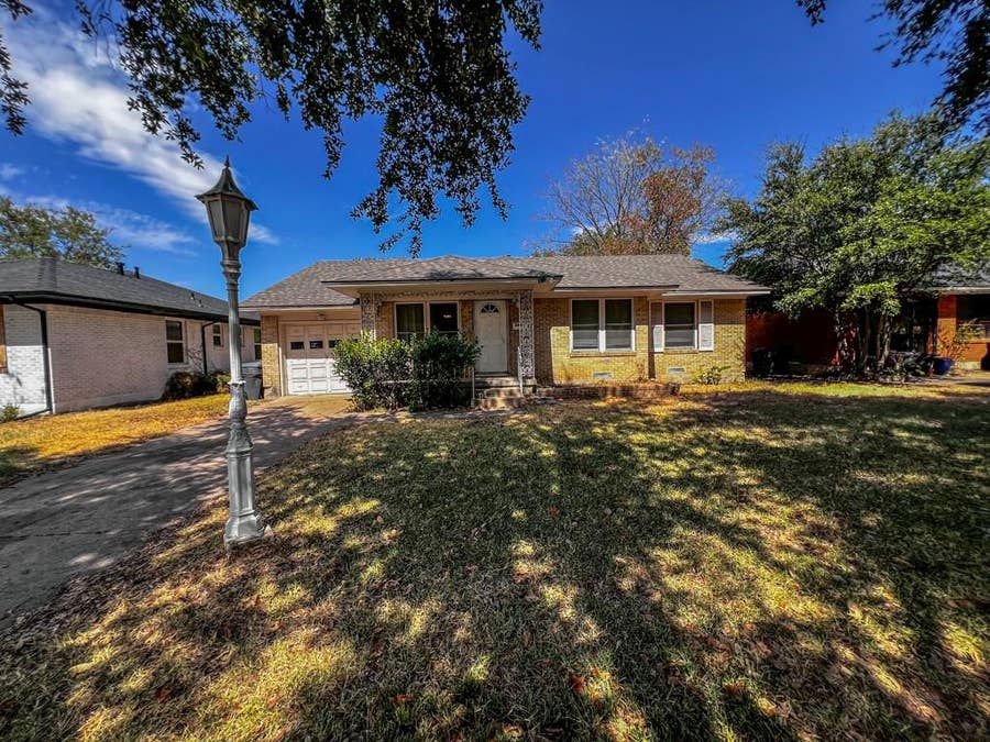 Property photo for 2629 Maverick Avenue, Dallas, TX