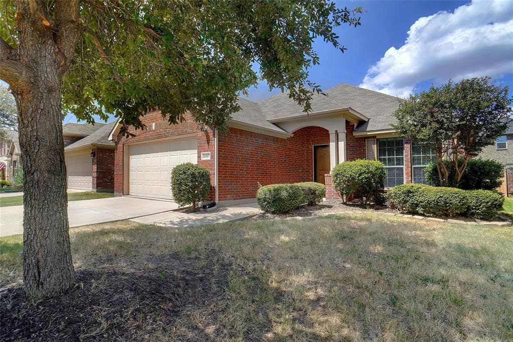 11817 Cape Cod Springs Drive, Frisco, TX 75036 11817 Cape Cod Springs Drive, Frisco, TX 75036