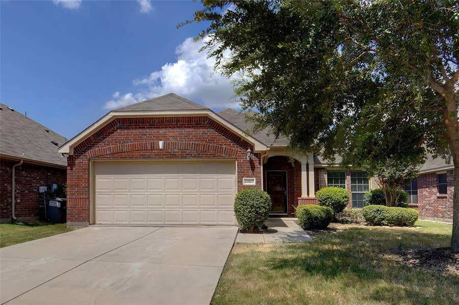 Property photo for 11817 Cape Cod Springs Drive, Frisco, TX