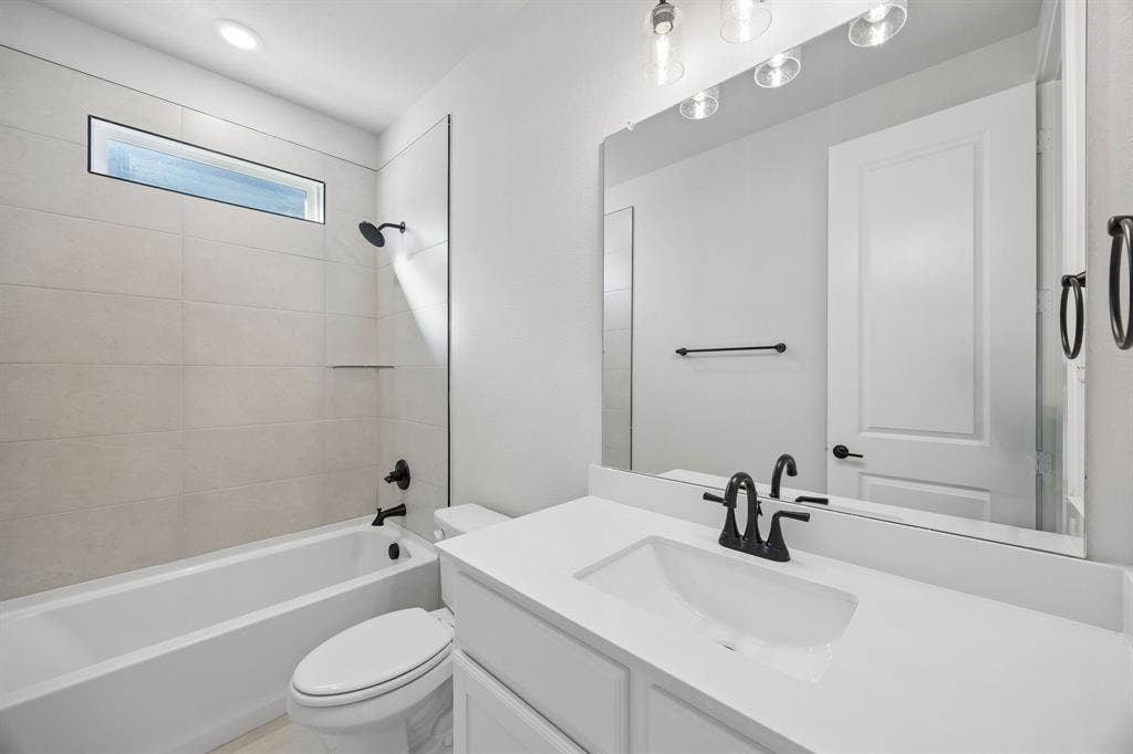 3105 Trowbridge Lane, McKinney, TX 75071 3105 Trowbridge Lane, McKinney, TX 75071