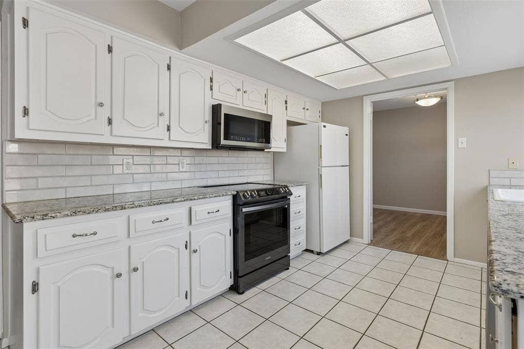 2023 Inverness Drive, Carrollton, TX 75007 2023 Inverness Drive, Carrollton, TX 75007