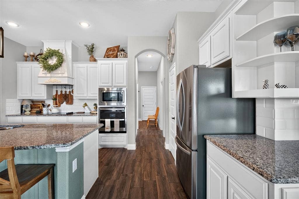 12717 Caliber Drive, Godley, TX 76044 12717 Caliber Drive, Godley, TX 76044
