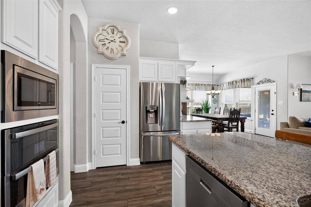 12717 Caliber Drive, Godley, TX 76044 12717 Caliber Drive, Godley, TX 76044