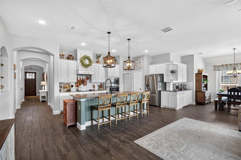 12717 Caliber Drive, Godley, TX 76044 12717 Caliber Drive, Godley, TX 76044