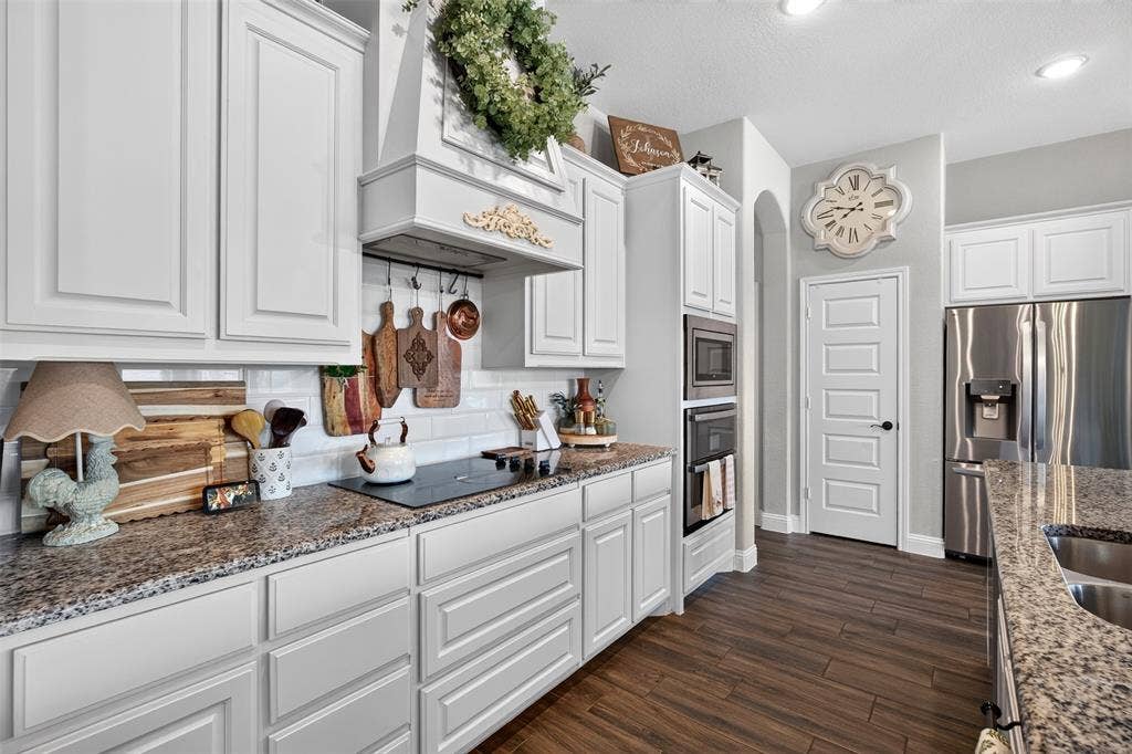 12717 Caliber Drive, Godley, TX 76044 12717 Caliber Drive, Godley, TX 76044