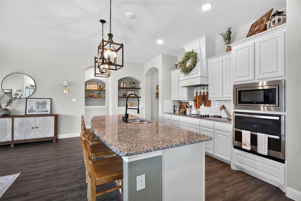 12717 Caliber Drive, Godley, TX 76044 12717 Caliber Drive, Godley, TX 76044