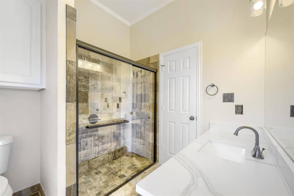 201 N Garza Road, Shady Shores, TX 76208 201 N Garza Road, Shady Shores, TX 76208
