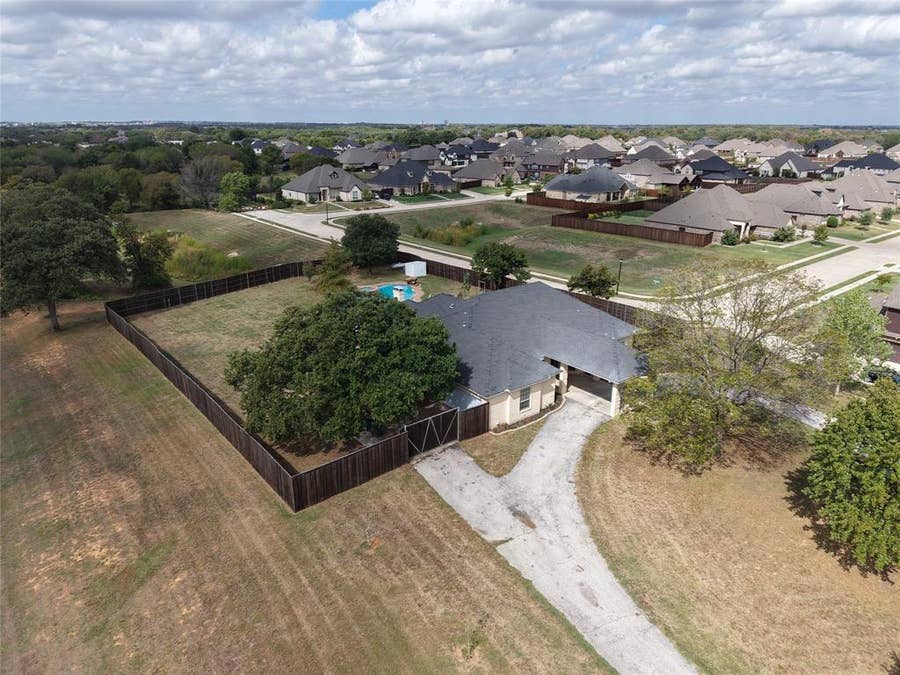 Property photo for 201 N Garza Road, Shady Shores, TX