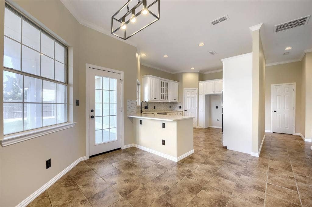 201 N Garza Road, Shady Shores, TX 76208 201 N Garza Road, Shady Shores, TX 76208