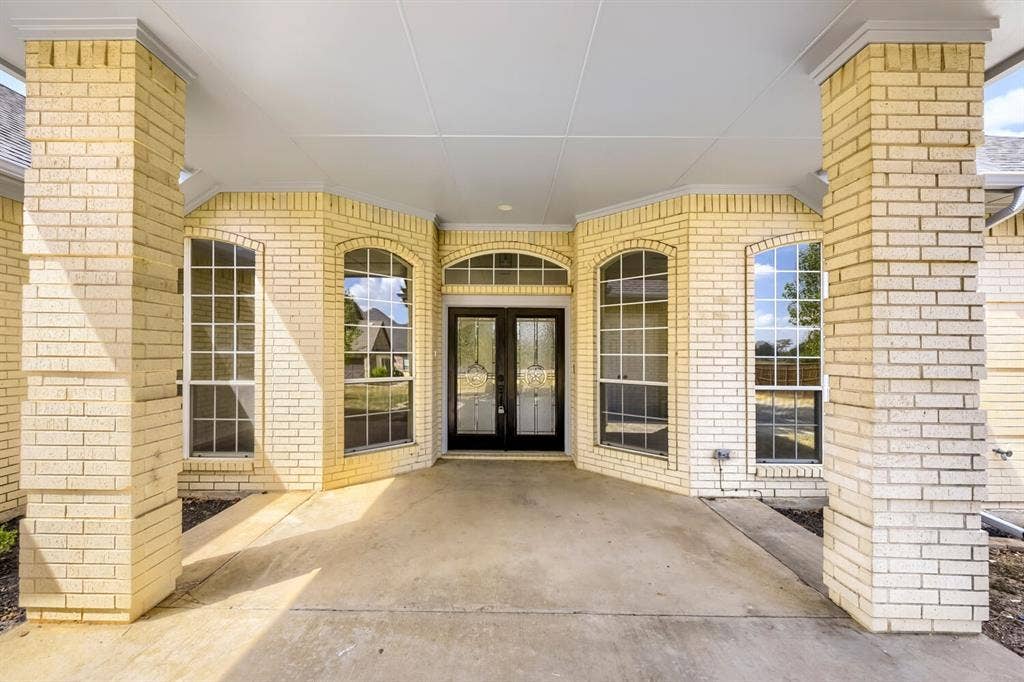 201 N Garza Road, Shady Shores, TX 76208 201 N Garza Road, Shady Shores, TX 76208