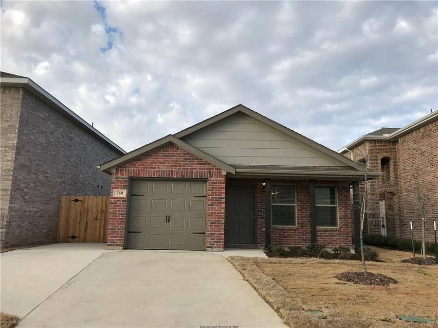 Property photo for 769 River Hill Lane, Fort Worth, TX