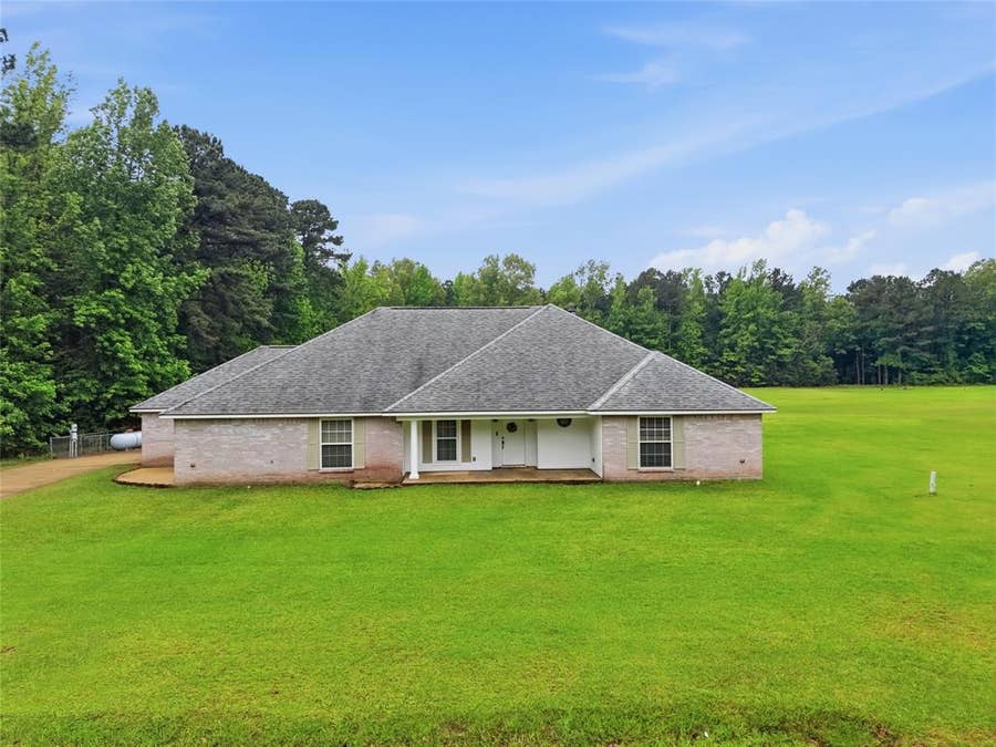 Property photo for 561 Wells Road, Haughton, LA