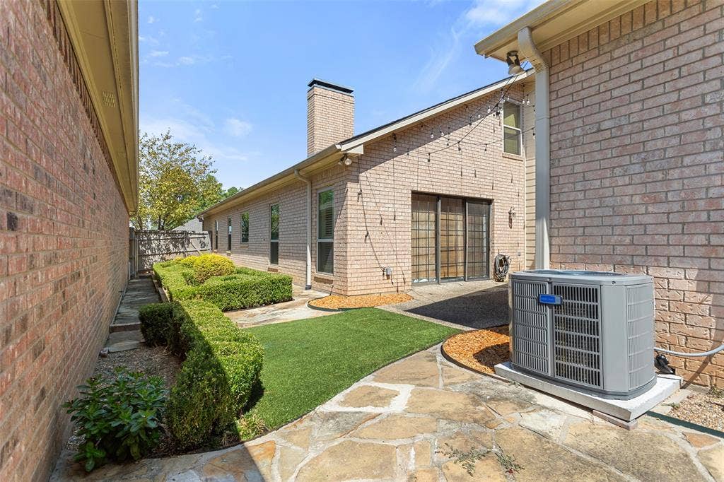 1116 Oak Garden Circle, Tyler, TX 75703 1116 Oak Garden Circle, Tyler, TX 75703