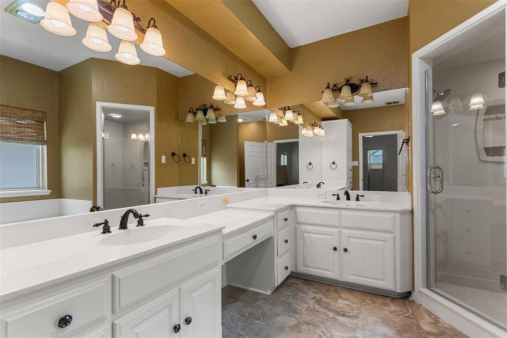 1116 Oak Garden Circle, Tyler, TX 75703 1116 Oak Garden Circle, Tyler, TX 75703