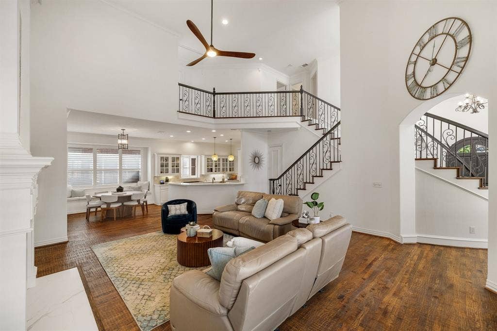 5608 Malone Drive, Plano, TX 75093 5608 Malone Drive, Plano, TX 75093