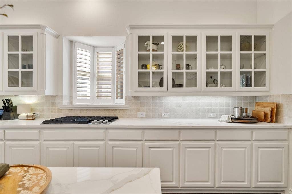5608 Malone Drive, Plano, TX 75093 5608 Malone Drive, Plano, TX 75093
