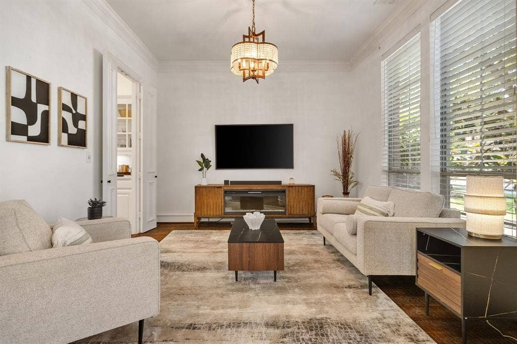 5608 Malone Drive, Plano, TX 75093 5608 Malone Drive, Plano, TX 75093