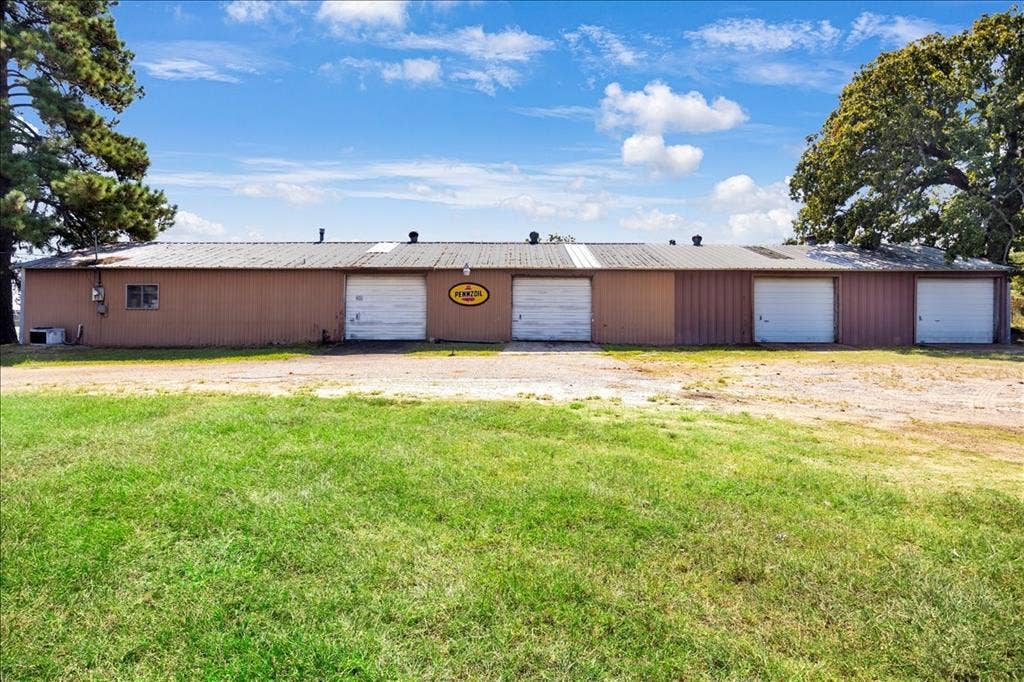 11041 US Highway 69 Highway N, Tyler, TX 75706 11041 US Highway 69 Highway N, Tyler, TX 75706