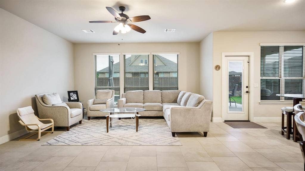 2613 Turning Leaf Lane, Midlothian, TX 76065 2613 Turning Leaf Lane, Midlothian, TX 76065