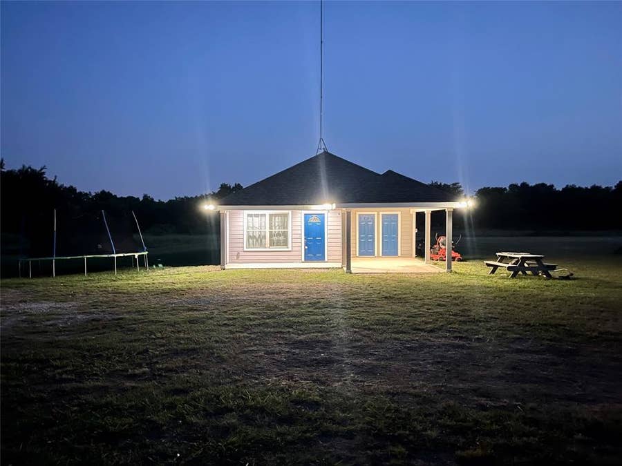 Property photo for 1581 County Road 1079, Greenville, TX