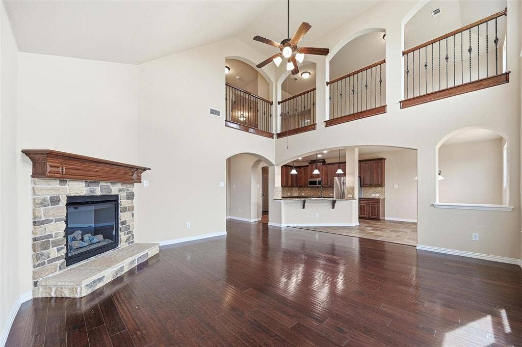 405 James Herndon Trail, McKinney, TX 75071 2 Story Ceilings, Open Concept living/kitchen