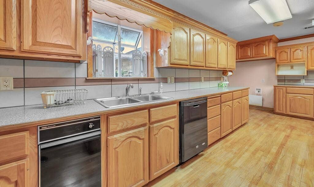 317 Williams Road, Lorena, TX 76655 317 Williams Road, Lorena, TX 76655