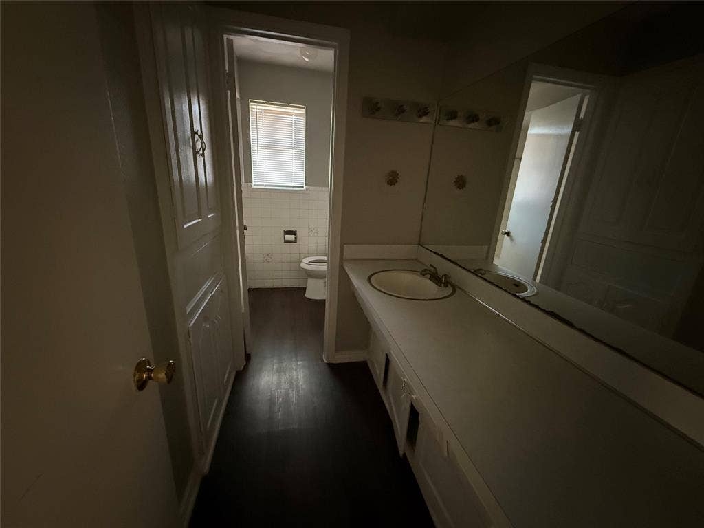 301 Lakewood Drive, DeSoto, TX 75115 301 Lakewood Drive, DeSoto, TX 75115