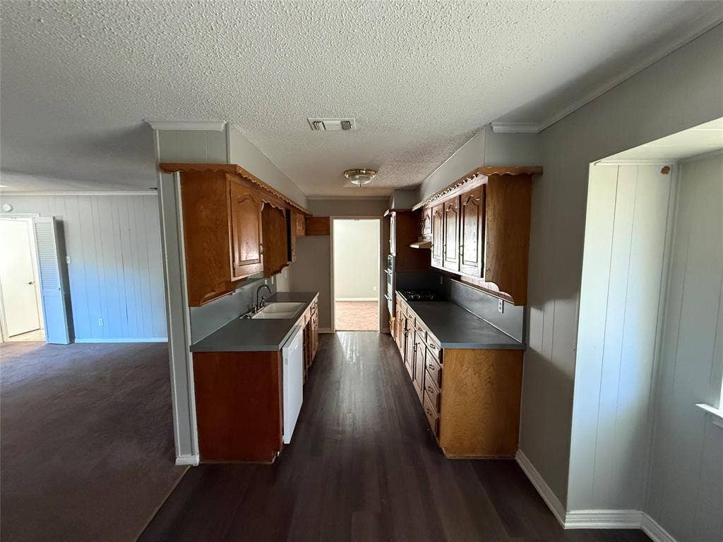 301 Lakewood Drive, DeSoto, TX 75115 301 Lakewood Drive, DeSoto, TX 75115